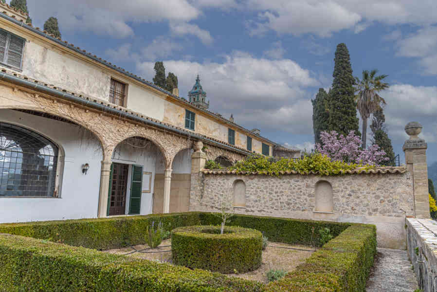 Mallorca - Valldemossa 21 - la Cartoixa de Valldemossa.jpg